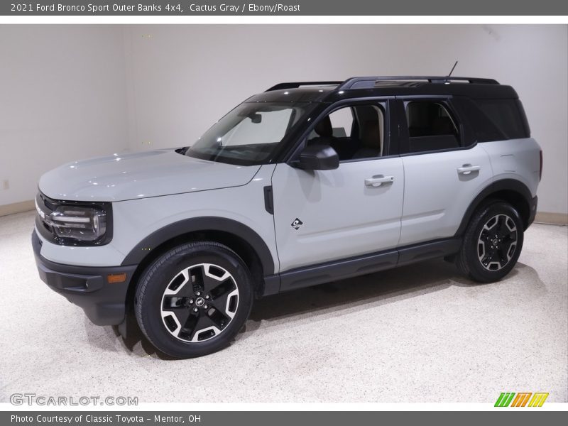 Front 3/4 View of 2021 Bronco Sport Outer Banks 4x4