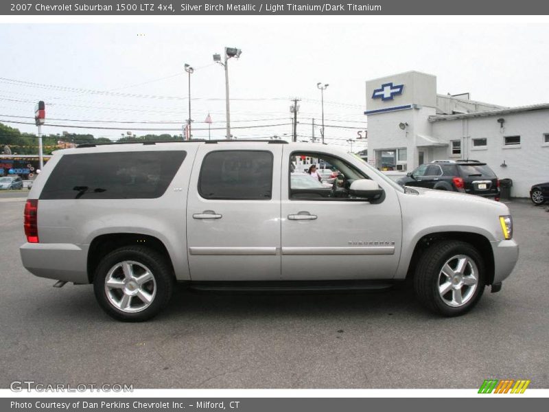 Silver Birch Metallic / Light Titanium/Dark Titanium 2007 Chevrolet Suburban 1500 LTZ 4x4