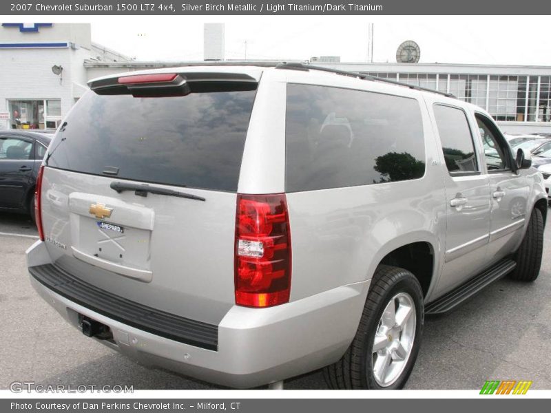 Silver Birch Metallic / Light Titanium/Dark Titanium 2007 Chevrolet Suburban 1500 LTZ 4x4