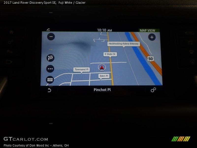 Fuji White / Glacier 2017 Land Rover Discovery Sport SE