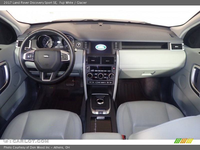 Fuji White / Glacier 2017 Land Rover Discovery Sport SE