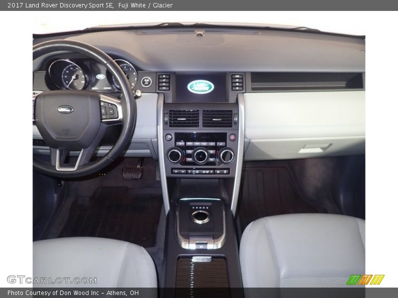 Fuji White / Glacier 2017 Land Rover Discovery Sport SE