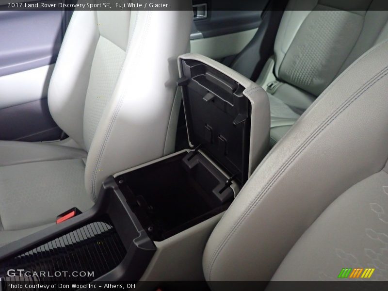 Fuji White / Glacier 2017 Land Rover Discovery Sport SE