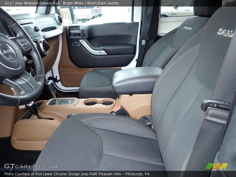Bright White / Black/Dark Saddle 2017 Jeep Wrangler Sahara 4x4