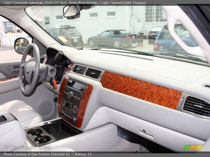 Silver Birch Metallic / Light Titanium/Dark Titanium 2007 Chevrolet Suburban 1500 LTZ 4x4