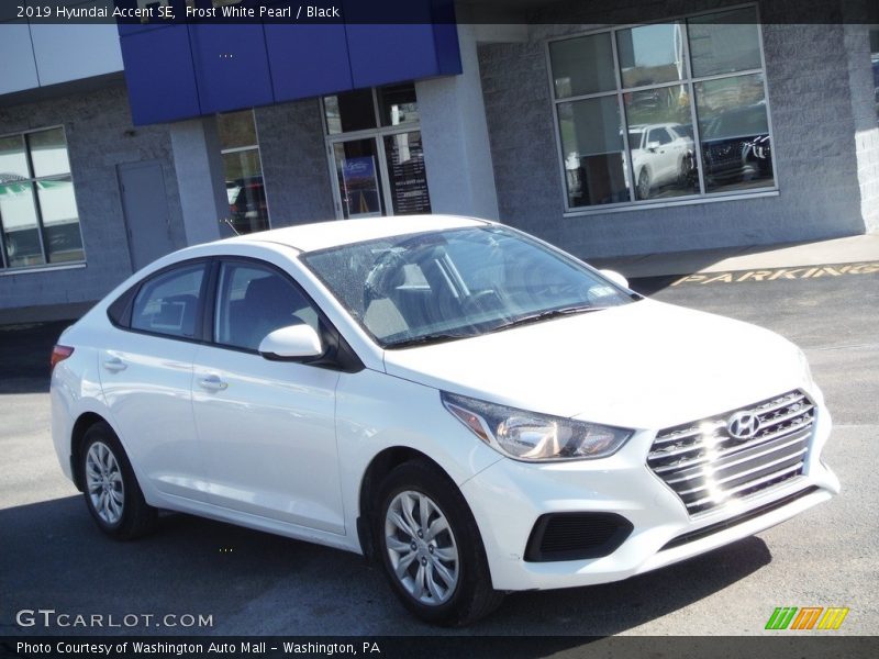 Frost White Pearl / Black 2019 Hyundai Accent SE