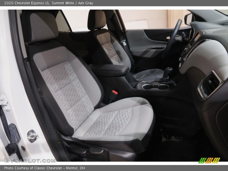 Summit White / Ash Gray 2020 Chevrolet Equinox LS