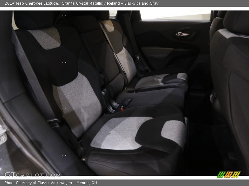 Granite Crystal Metallic / Iceland - Black/Iceland Gray 2014 Jeep Cherokee Latitude