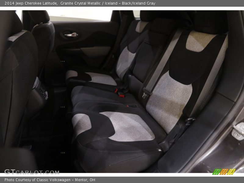 Granite Crystal Metallic / Iceland - Black/Iceland Gray 2014 Jeep Cherokee Latitude