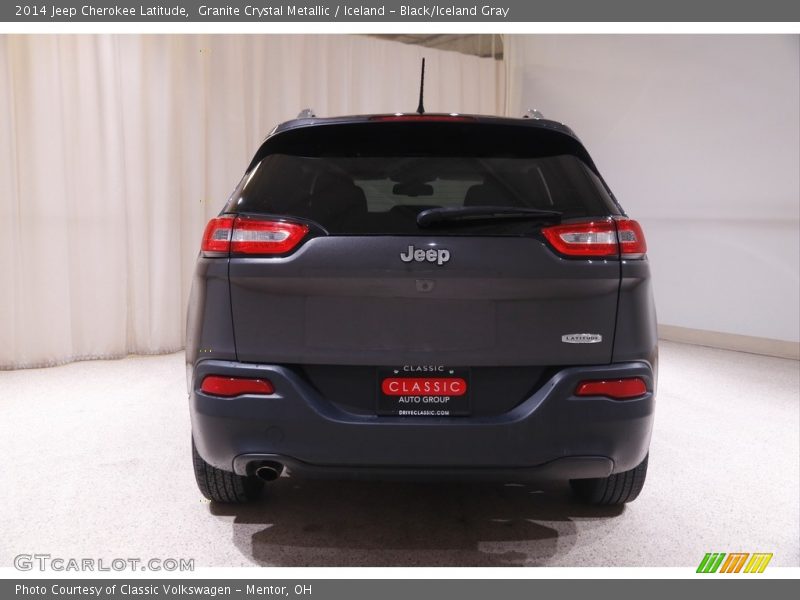 Granite Crystal Metallic / Iceland - Black/Iceland Gray 2014 Jeep Cherokee Latitude