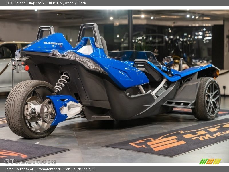  2016 Slingshot SL Blue Fire/White