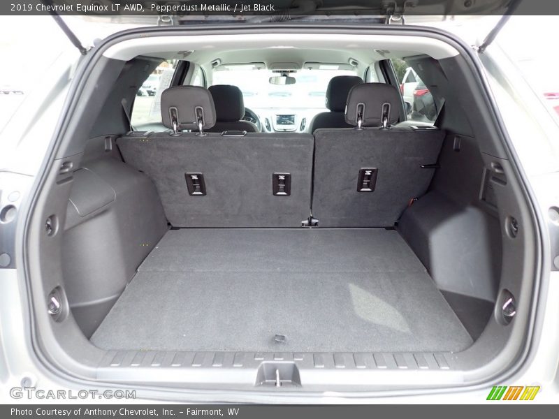 Pepperdust Metallic / Jet Black 2019 Chevrolet Equinox LT AWD