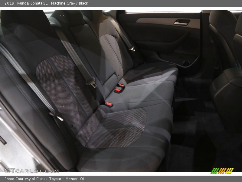 Machine Gray / Black 2019 Hyundai Sonata SE