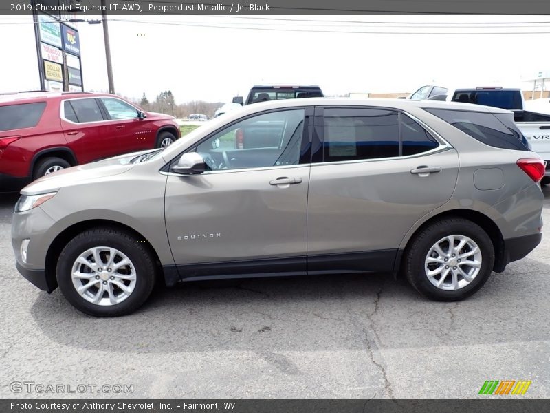 Pepperdust Metallic / Jet Black 2019 Chevrolet Equinox LT AWD