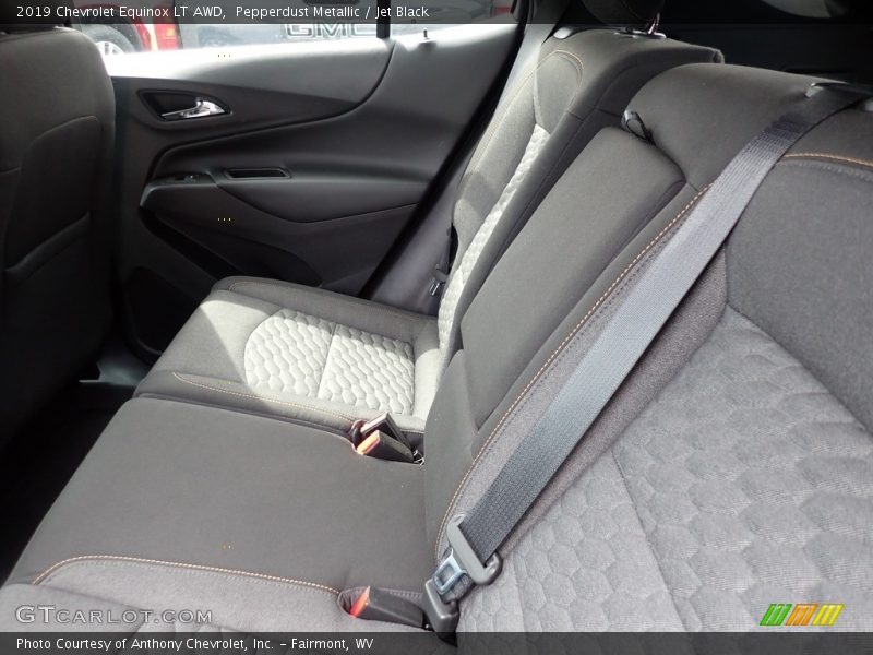 Pepperdust Metallic / Jet Black 2019 Chevrolet Equinox LT AWD