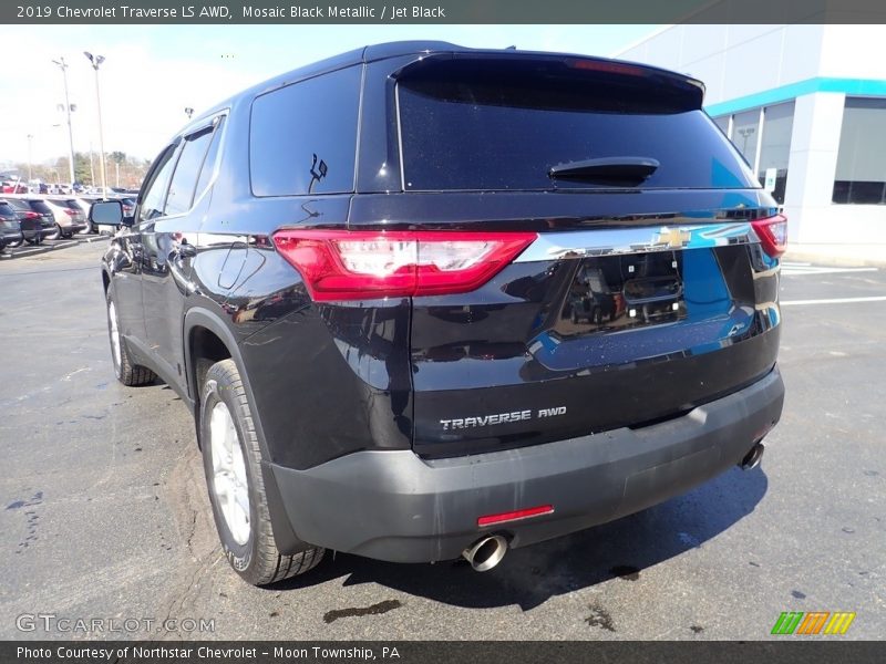 Mosaic Black Metallic / Jet Black 2019 Chevrolet Traverse LS AWD