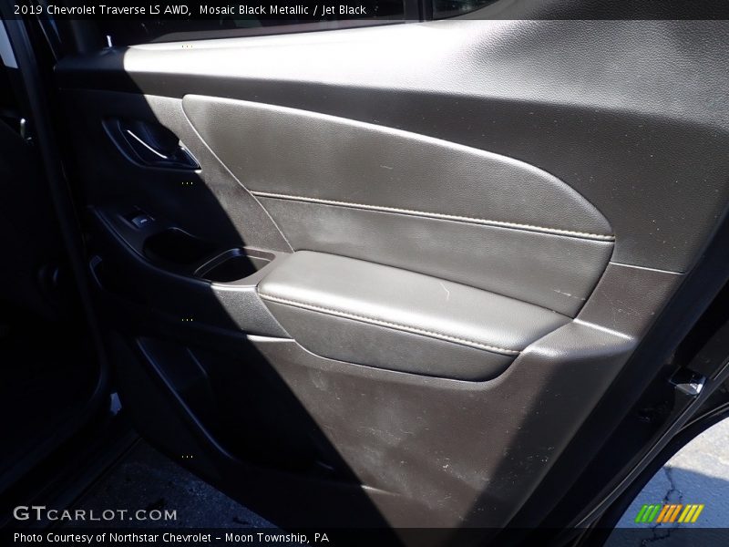 Mosaic Black Metallic / Jet Black 2019 Chevrolet Traverse LS AWD