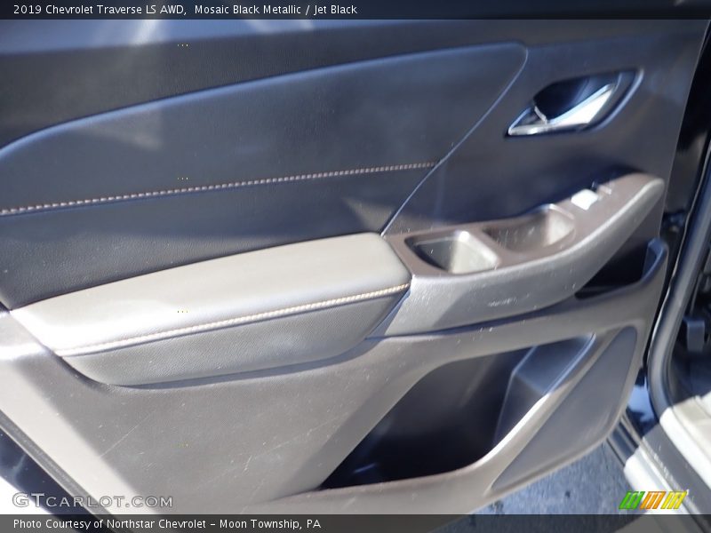 Mosaic Black Metallic / Jet Black 2019 Chevrolet Traverse LS AWD