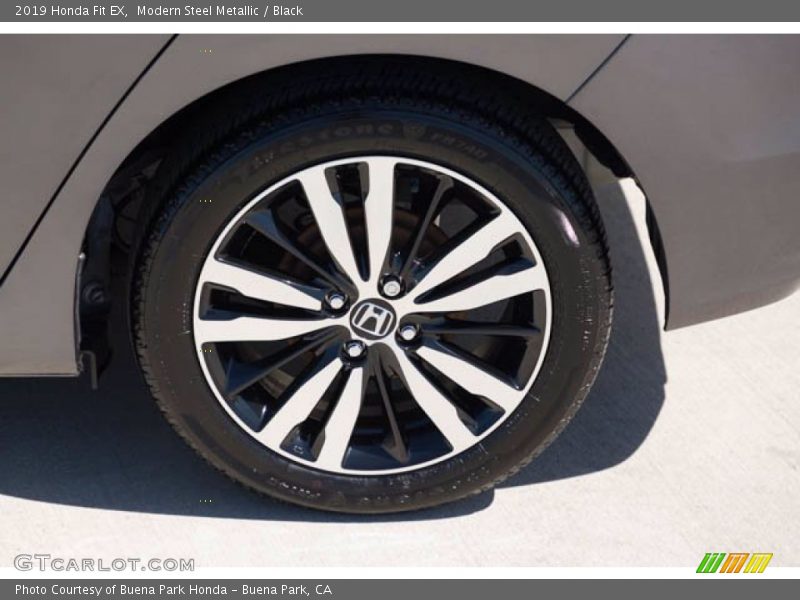 Modern Steel Metallic / Black 2019 Honda Fit EX