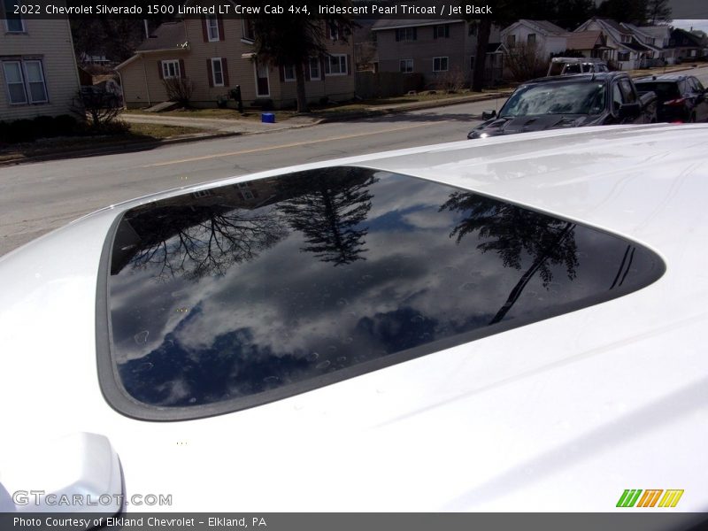 Iridescent Pearl Tricoat / Jet Black 2022 Chevrolet Silverado 1500 Limited LT Crew Cab 4x4