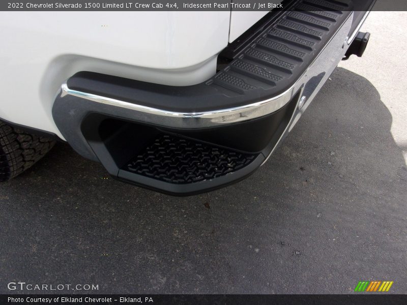 Iridescent Pearl Tricoat / Jet Black 2022 Chevrolet Silverado 1500 Limited LT Crew Cab 4x4