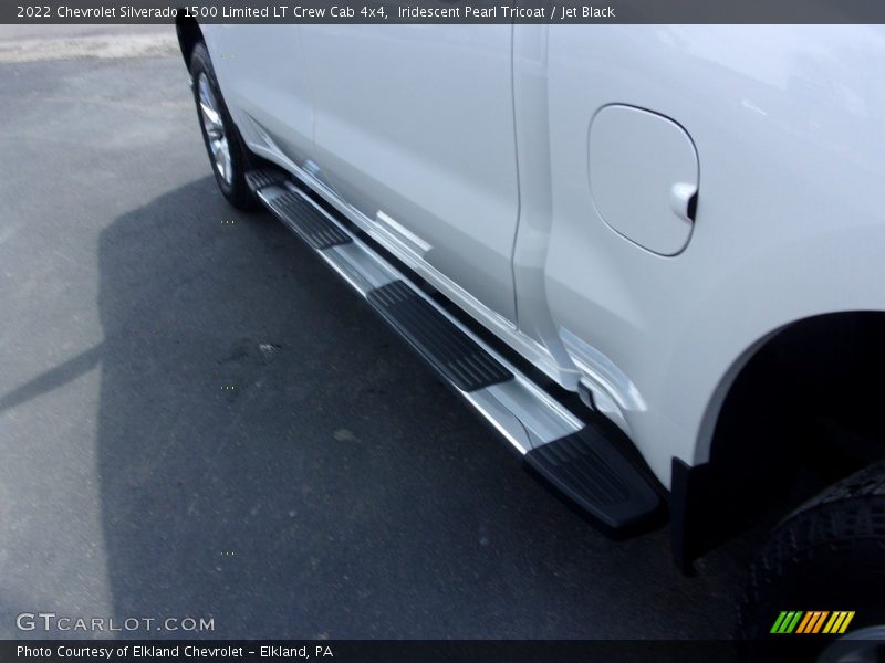 Iridescent Pearl Tricoat / Jet Black 2022 Chevrolet Silverado 1500 Limited LT Crew Cab 4x4
