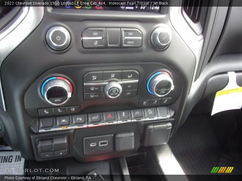 Iridescent Pearl Tricoat / Jet Black 2022 Chevrolet Silverado 1500 Limited LT Crew Cab 4x4