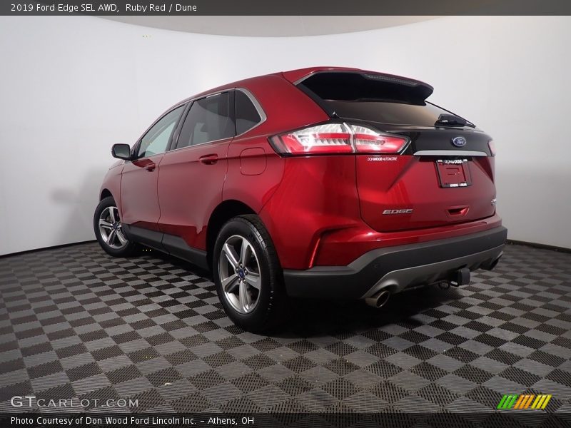 Ruby Red / Dune 2019 Ford Edge SEL AWD