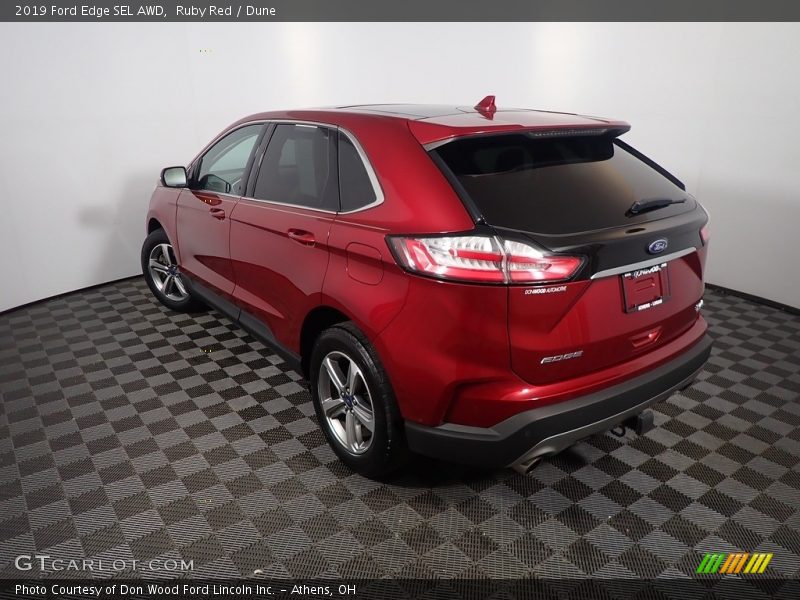 Ruby Red / Dune 2019 Ford Edge SEL AWD