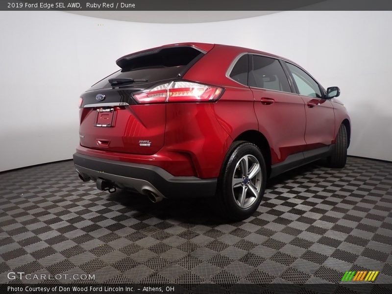 Ruby Red / Dune 2019 Ford Edge SEL AWD