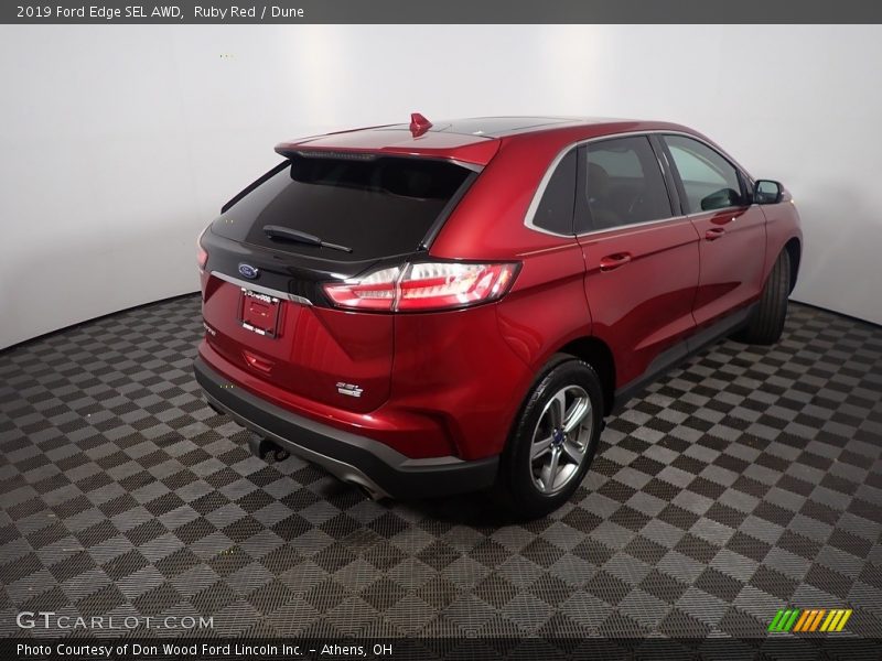Ruby Red / Dune 2019 Ford Edge SEL AWD