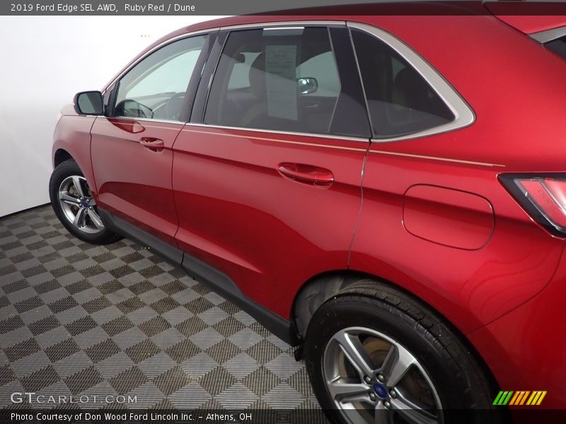 Ruby Red / Dune 2019 Ford Edge SEL AWD