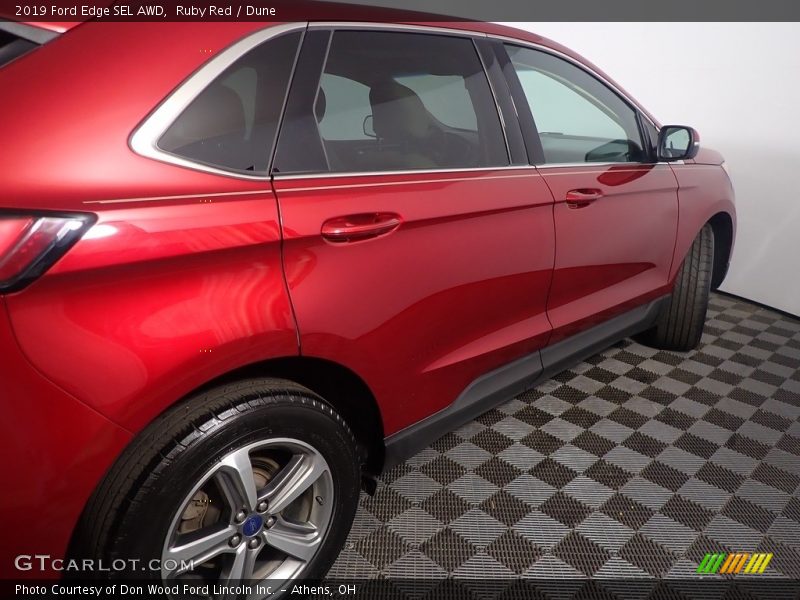 Ruby Red / Dune 2019 Ford Edge SEL AWD
