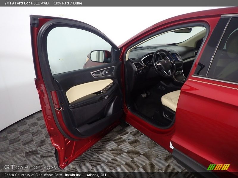 Ruby Red / Dune 2019 Ford Edge SEL AWD
