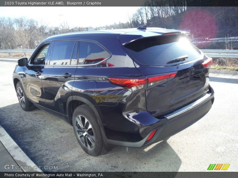Blueprint / Graphite 2020 Toyota Highlander XLE AWD
