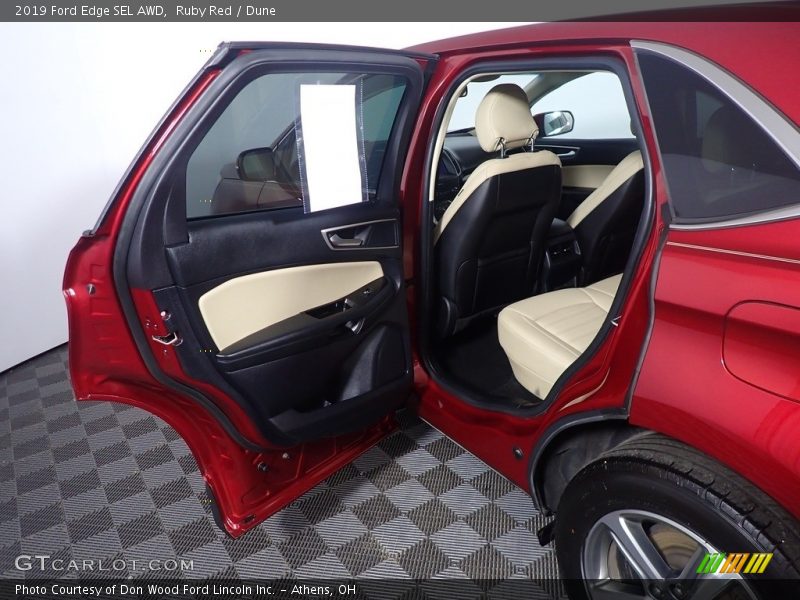Ruby Red / Dune 2019 Ford Edge SEL AWD