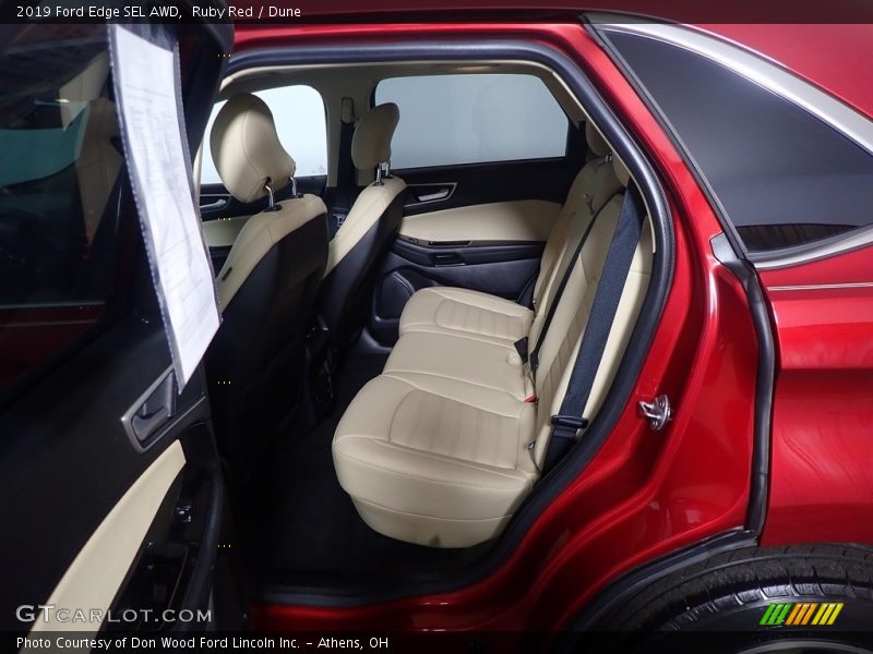 Ruby Red / Dune 2019 Ford Edge SEL AWD