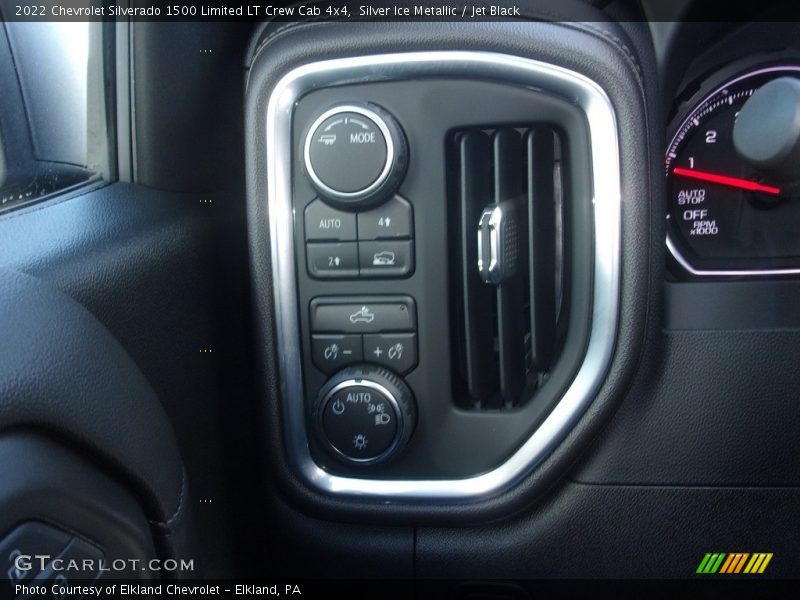 Silver Ice Metallic / Jet Black 2022 Chevrolet Silverado 1500 Limited LT Crew Cab 4x4