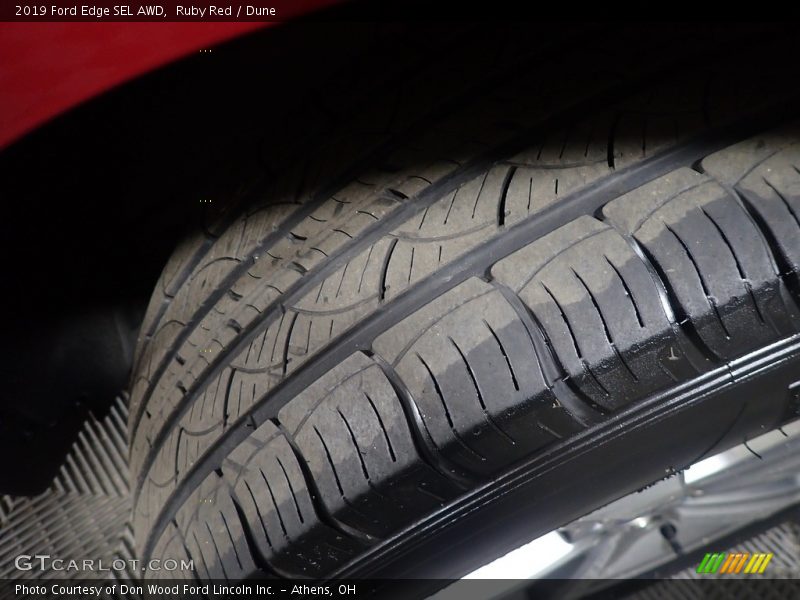 Ruby Red / Dune 2019 Ford Edge SEL AWD