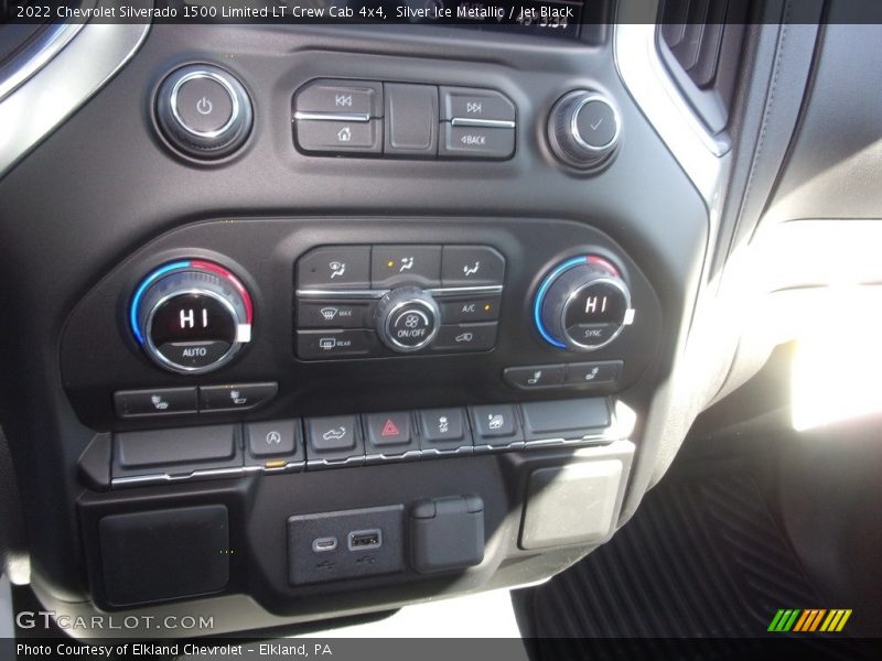 Silver Ice Metallic / Jet Black 2022 Chevrolet Silverado 1500 Limited LT Crew Cab 4x4