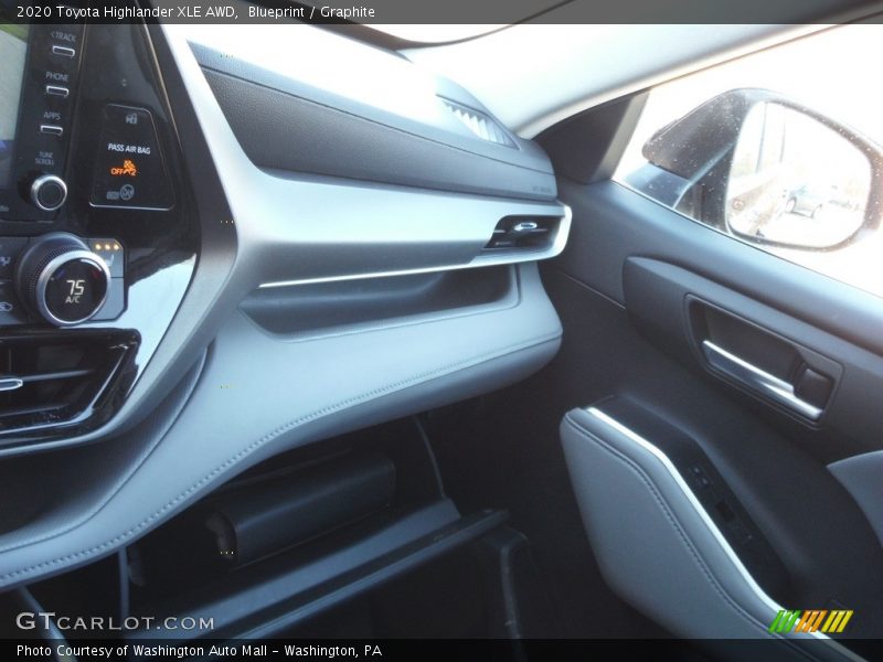 Blueprint / Graphite 2020 Toyota Highlander XLE AWD