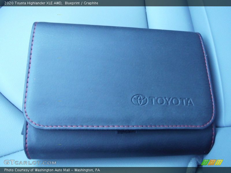 Blueprint / Graphite 2020 Toyota Highlander XLE AWD