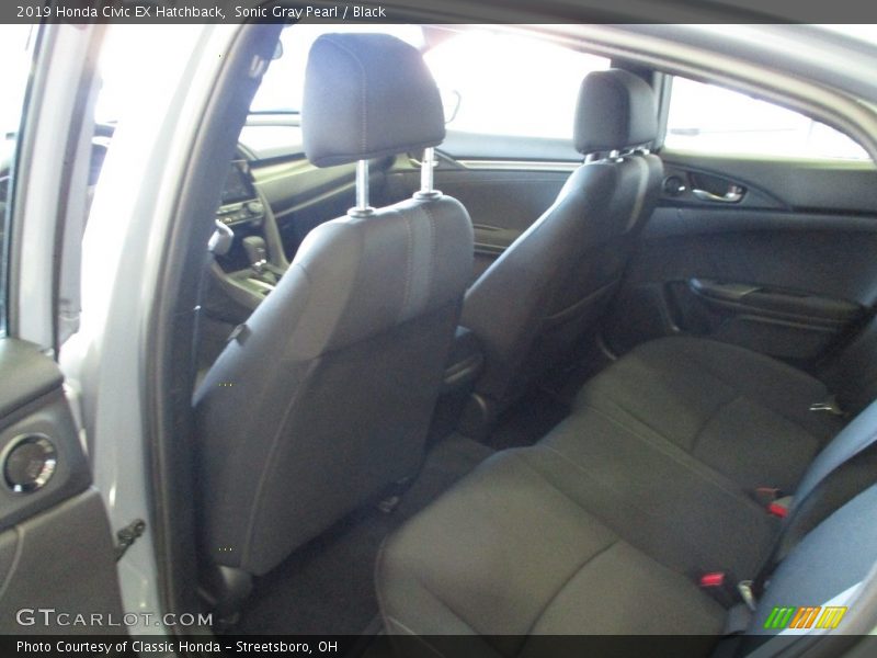 Sonic Gray Pearl / Black 2019 Honda Civic EX Hatchback