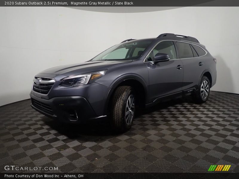 Magnetite Gray Metallic / Slate Black 2020 Subaru Outback 2.5i Premium