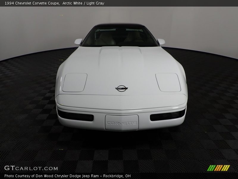Arctic White / Light Gray 1994 Chevrolet Corvette Coupe