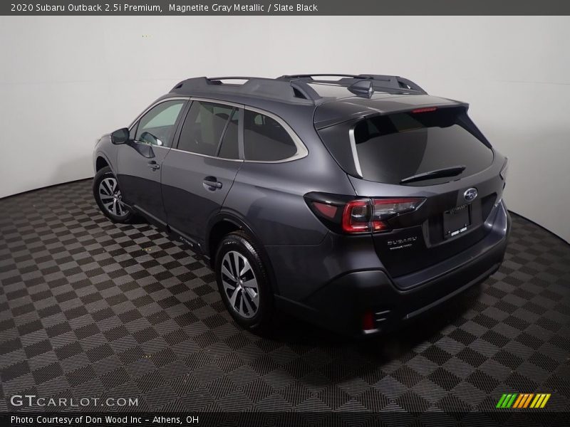 Magnetite Gray Metallic / Slate Black 2020 Subaru Outback 2.5i Premium