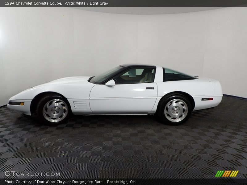 Arctic White / Light Gray 1994 Chevrolet Corvette Coupe