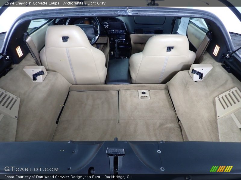 Arctic White / Light Gray 1994 Chevrolet Corvette Coupe