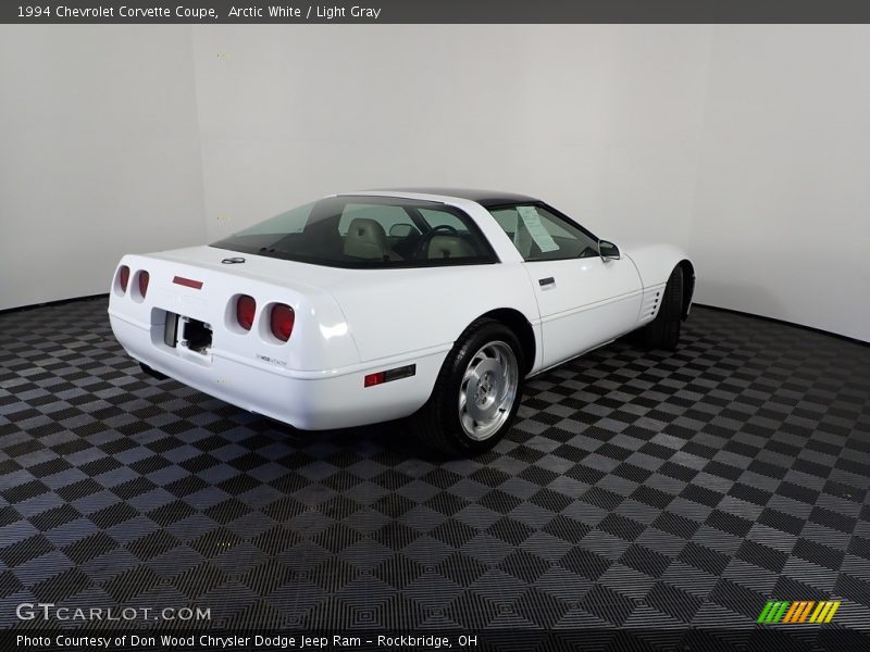Arctic White / Light Gray 1994 Chevrolet Corvette Coupe