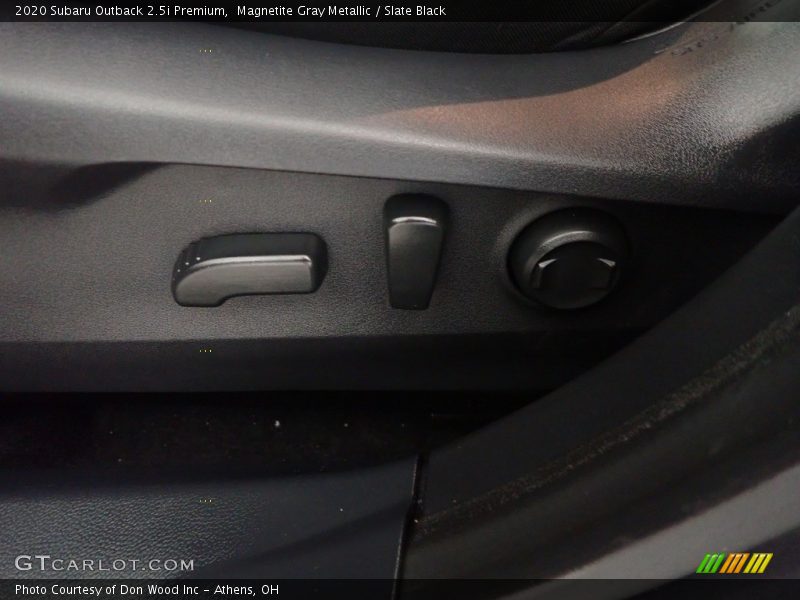 Magnetite Gray Metallic / Slate Black 2020 Subaru Outback 2.5i Premium